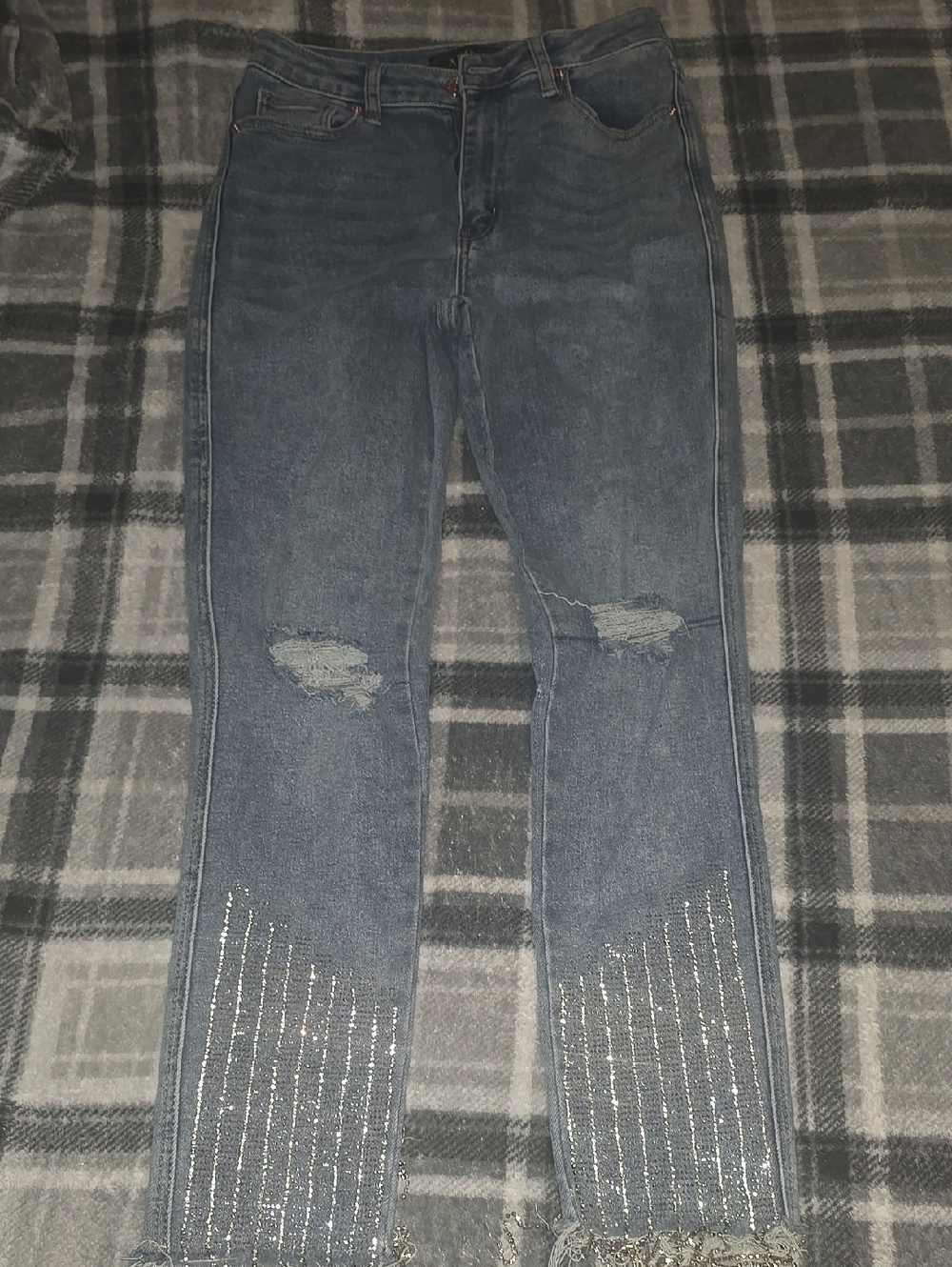 AKIRA Distressed Blue Straight-Leg Jeans with Beaded Cuff